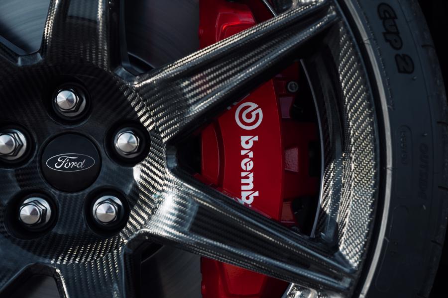 Колеса Ford Mustang Shelby GT500 2019 года  (фото 100 из 119)